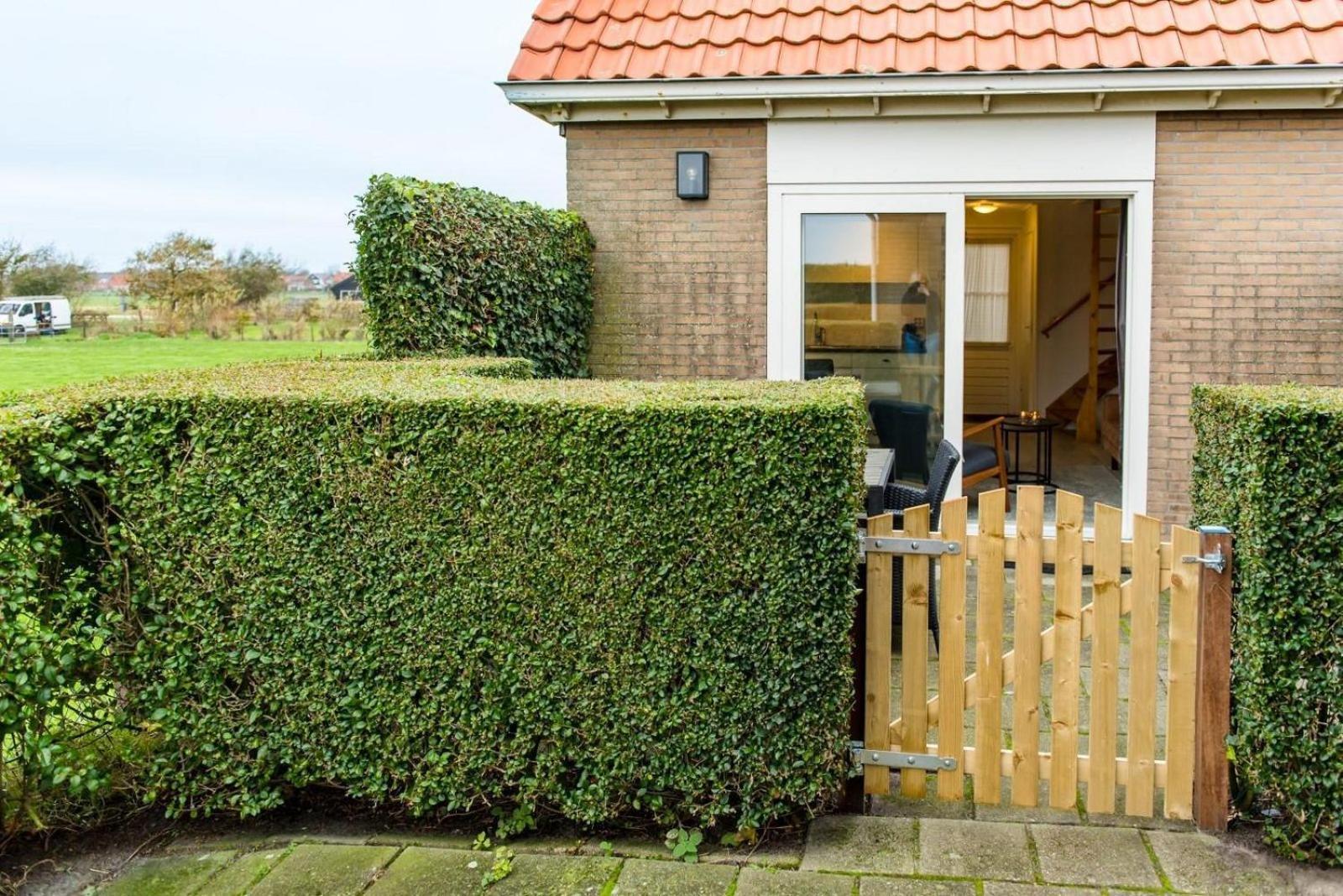 Friese Antillen Hollum  Exterior photo